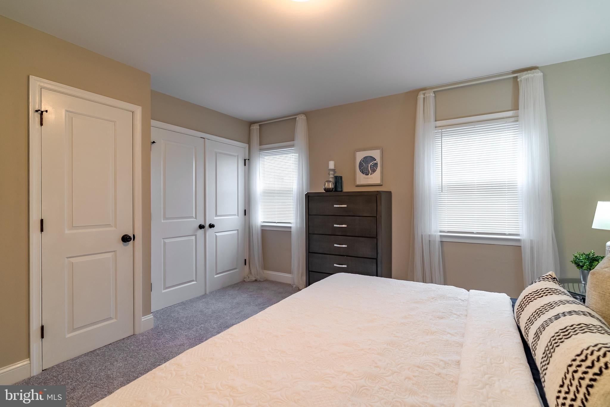 Harry St, Conshohocken, PA 19428