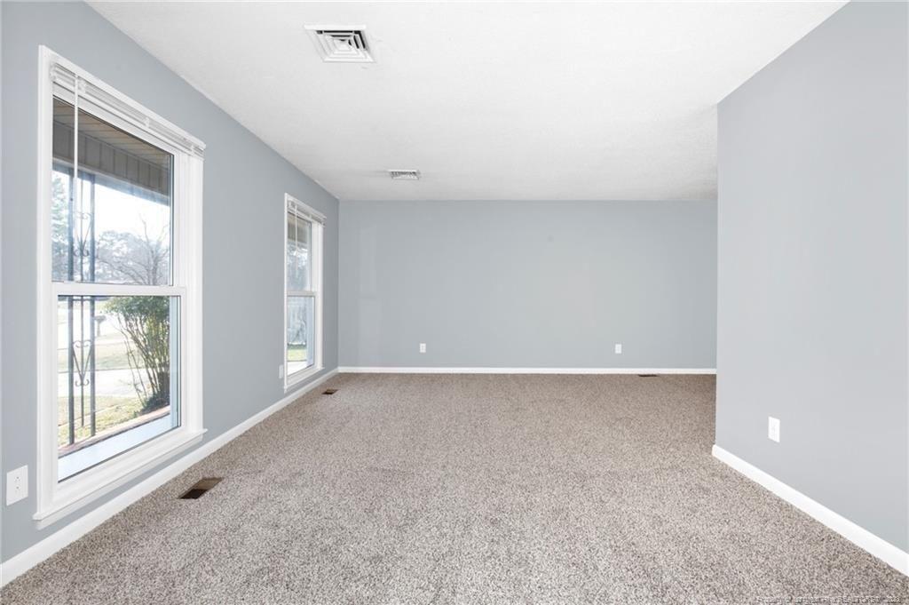 Shiloh Dr, Fayetteville, NC 28304