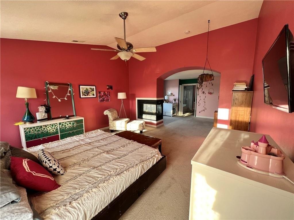Tuscany Dr, Greenwood, IN 46143