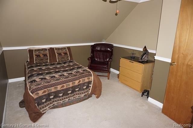 Robindale Ave, Dearborn, MI 48128
