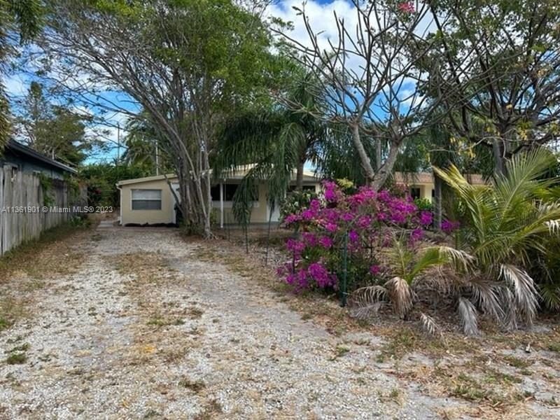 Glouchester St, Boca Raton, FL 33487