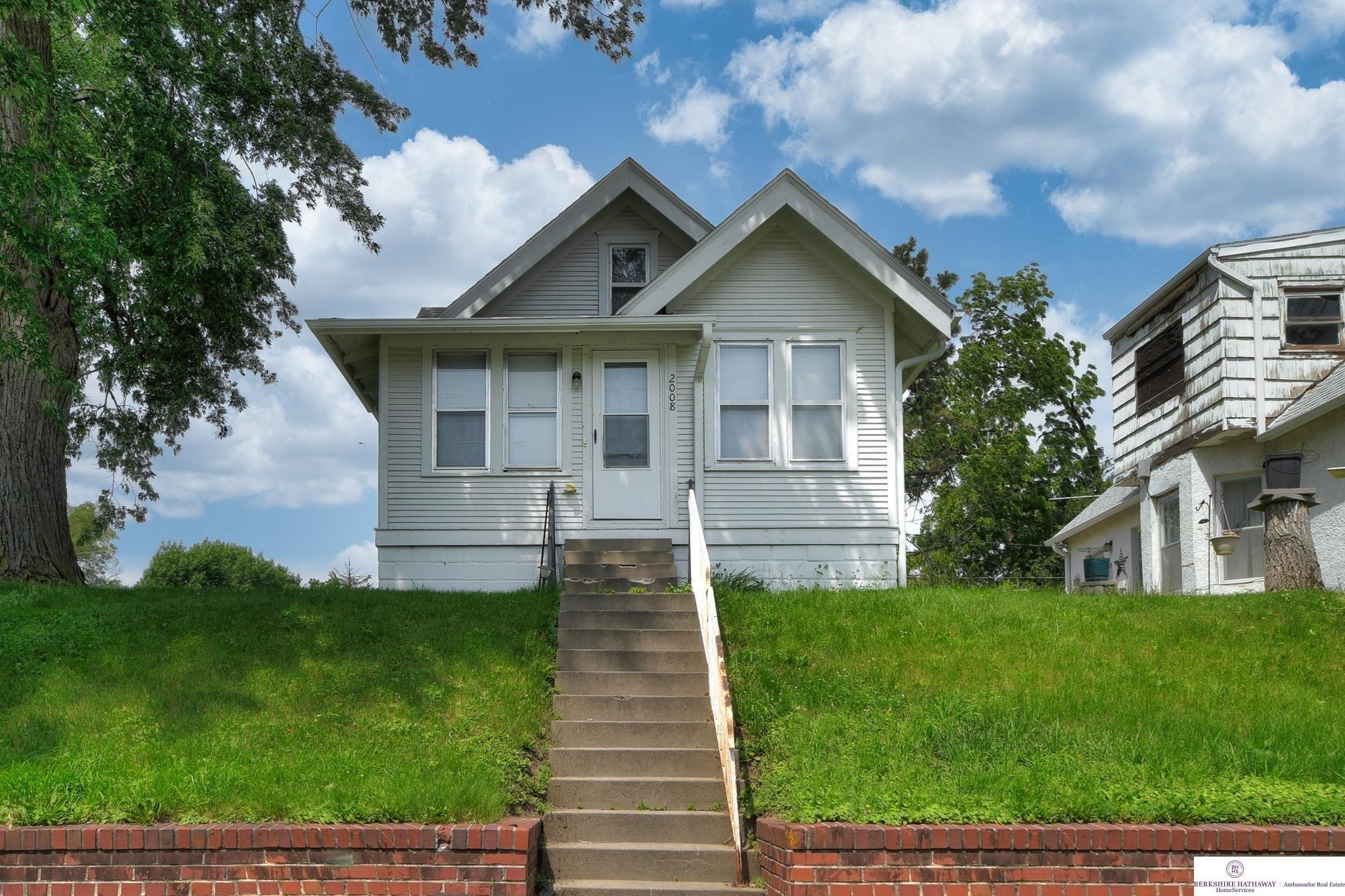 N 48th St, Omaha, NE 68104