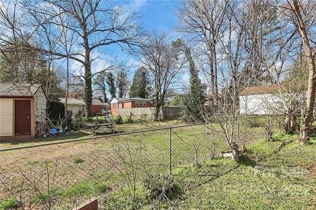 Brownstone St, Charlotte, NC 28216