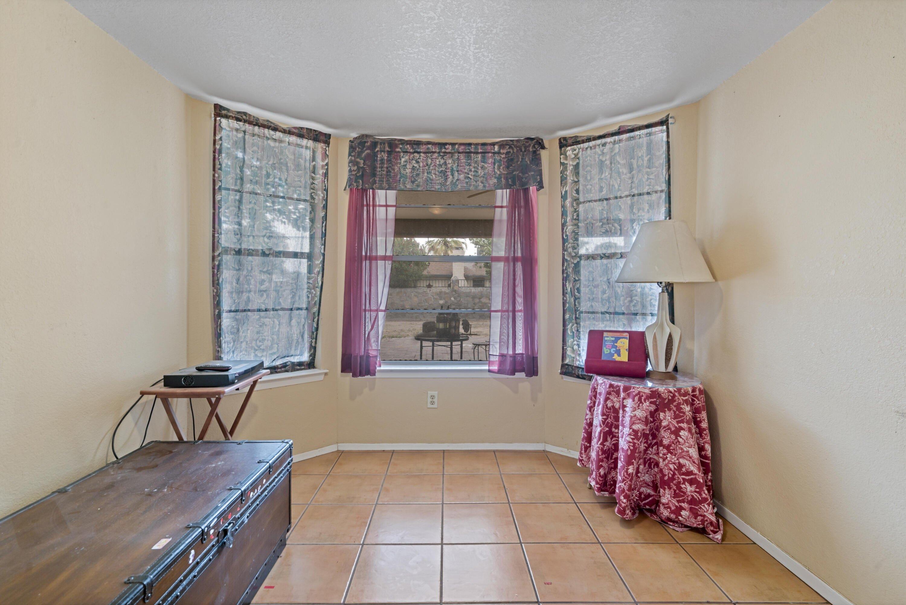 Brill Cir, Horizon City, TX 79928