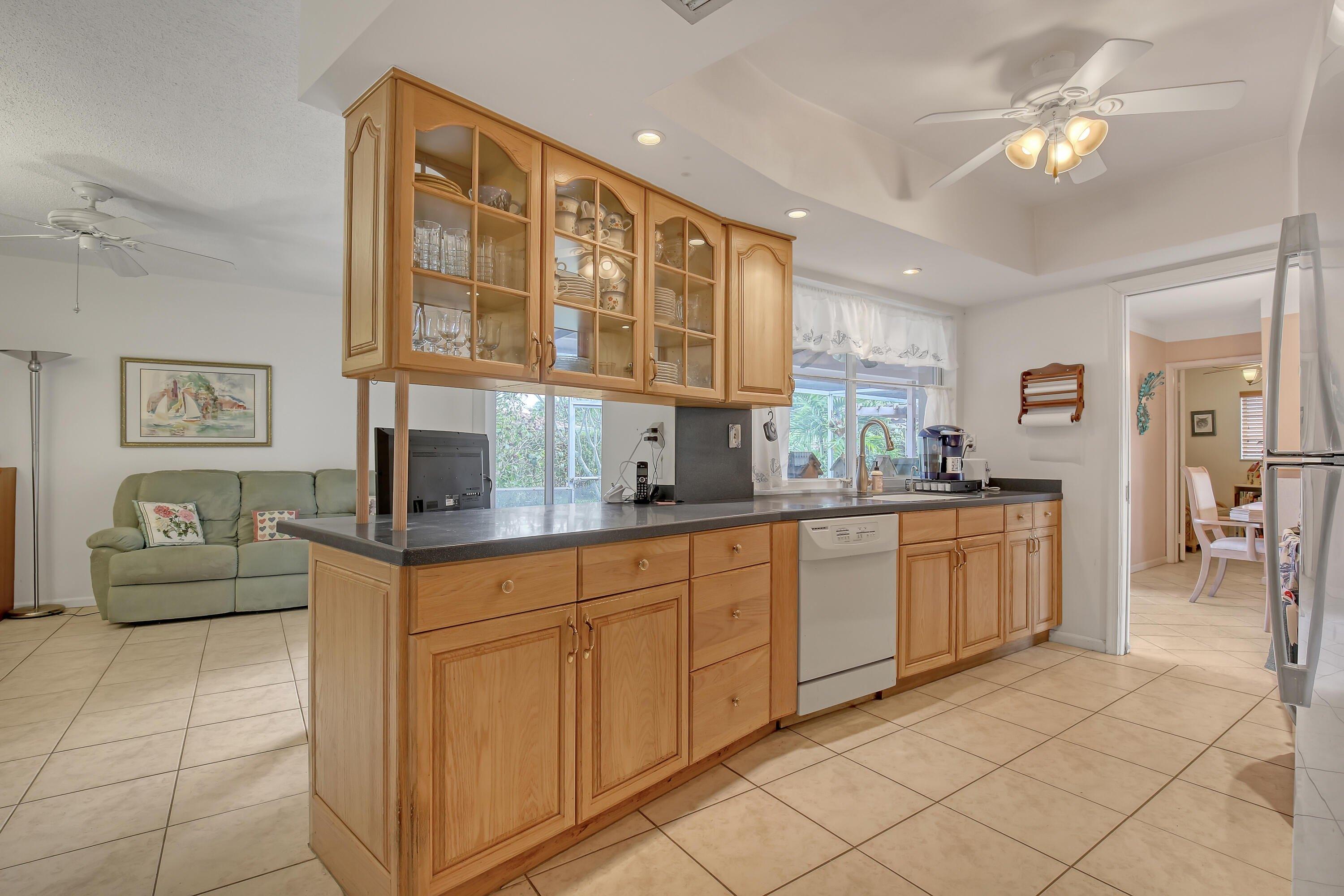 Nw 5th St, Boca Raton, FL 33486