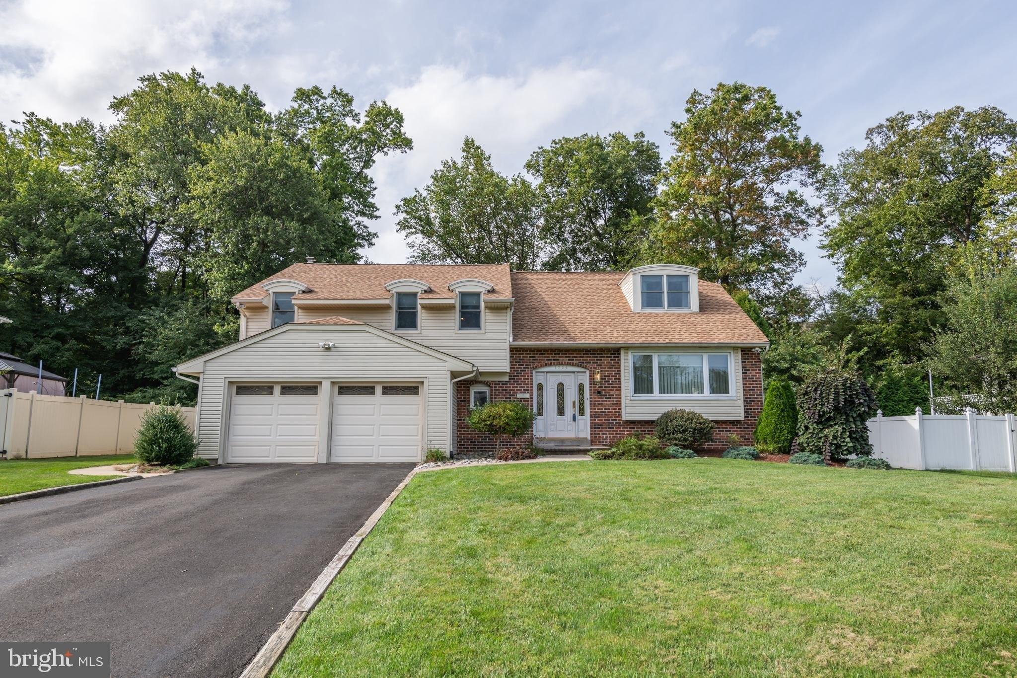 Larue Ln, Warrington, PA 18976