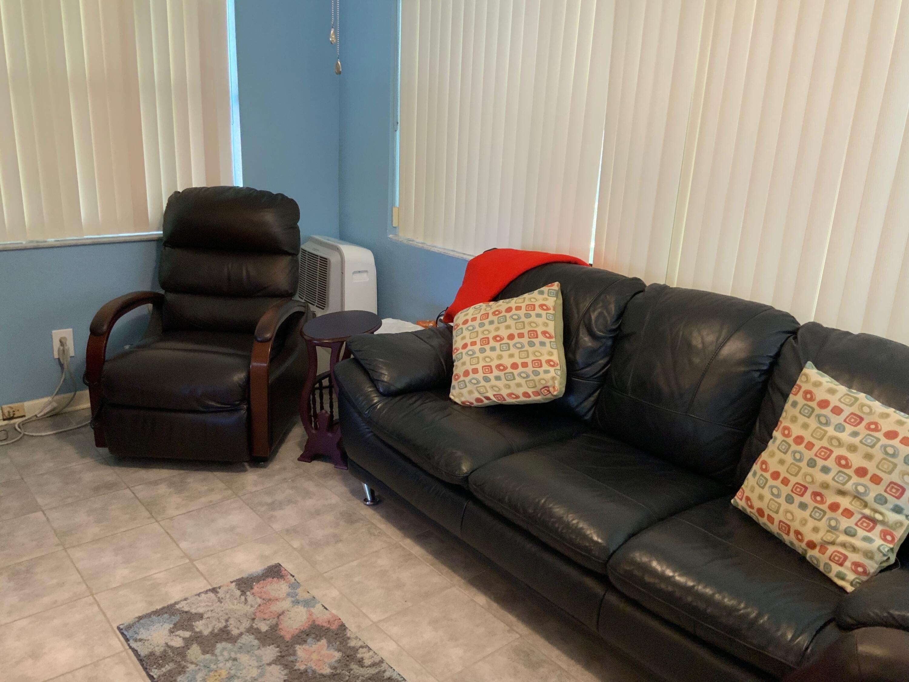 Nw 11th Ave, Boynton Beach, FL 33435