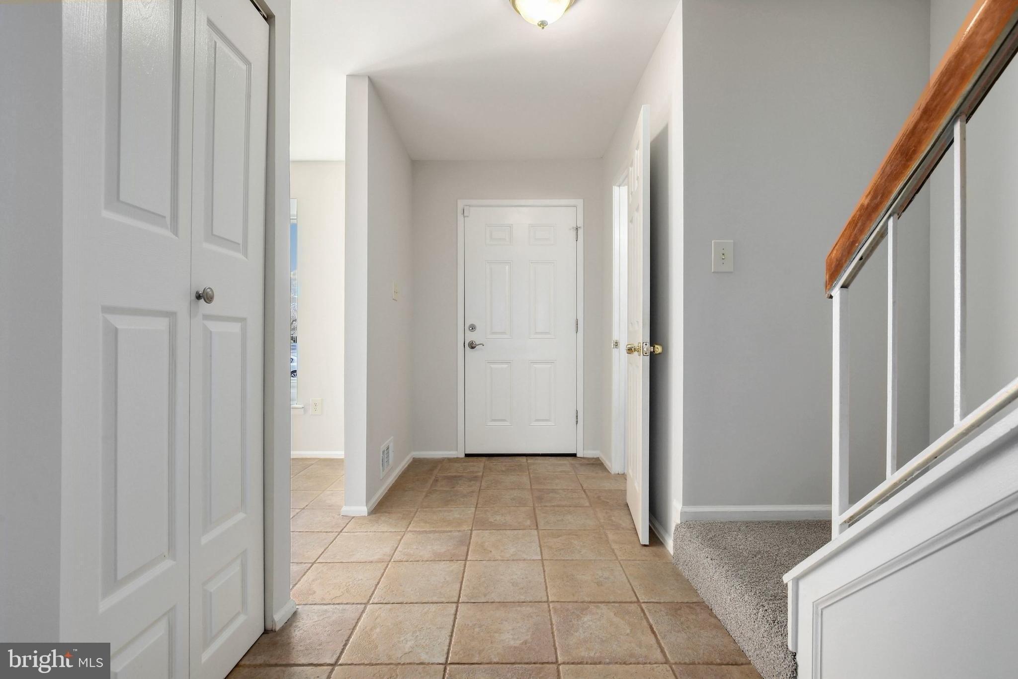 Climbing Ivy Dr, Germantown, MD 20874