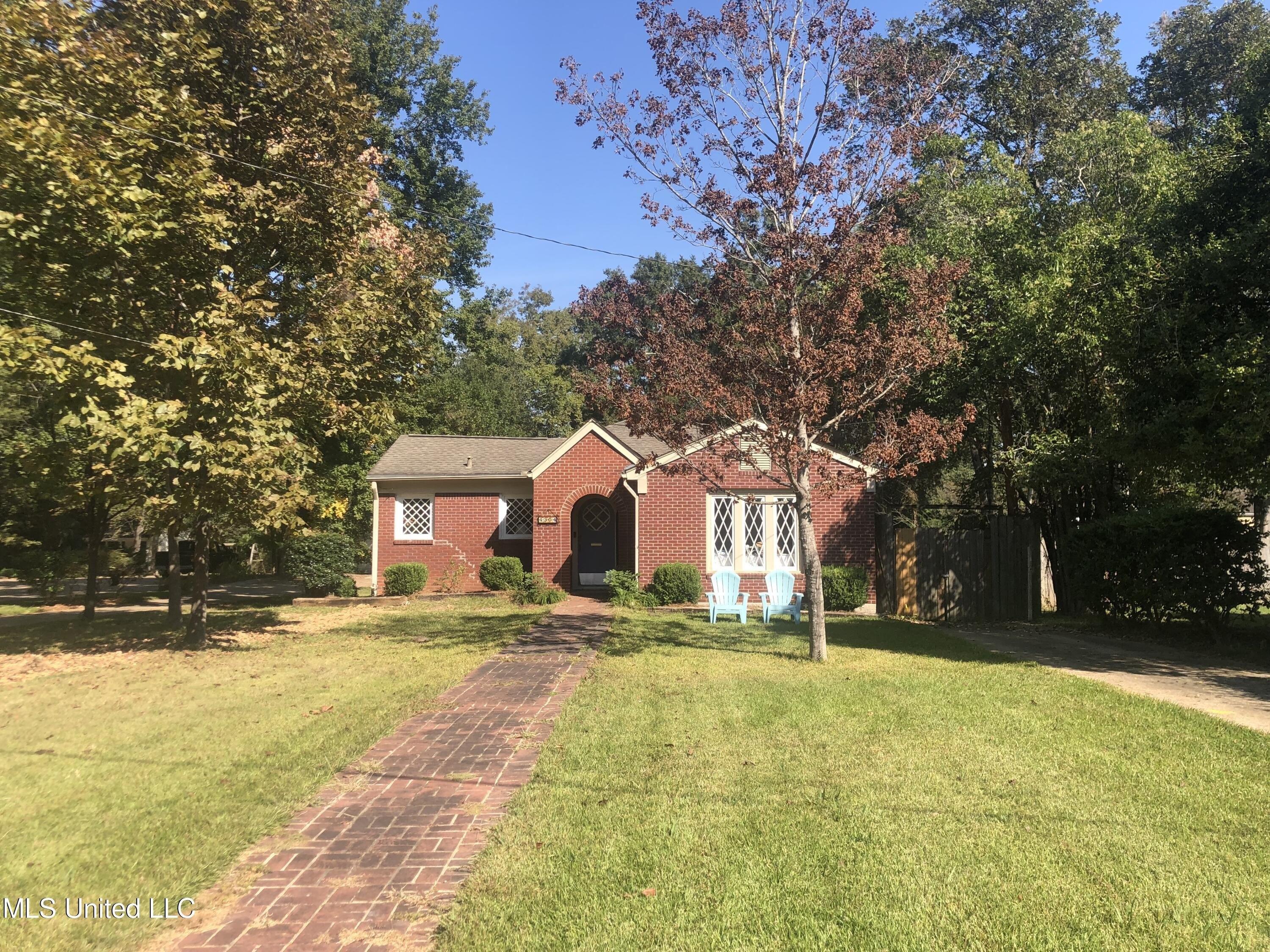 Council Cir, Jackson, MS 39206