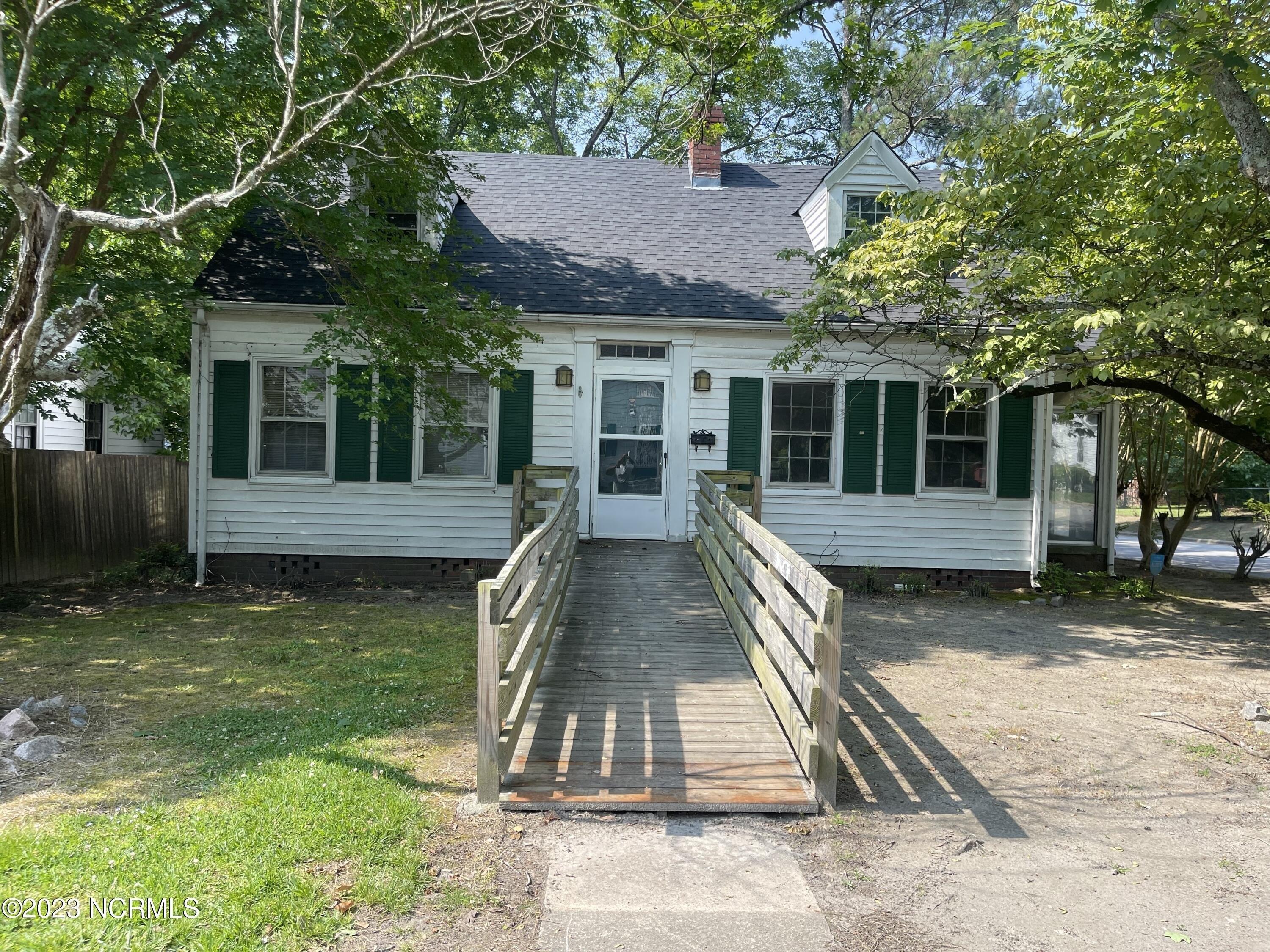 Briggs St S, Wilson, NC 27893