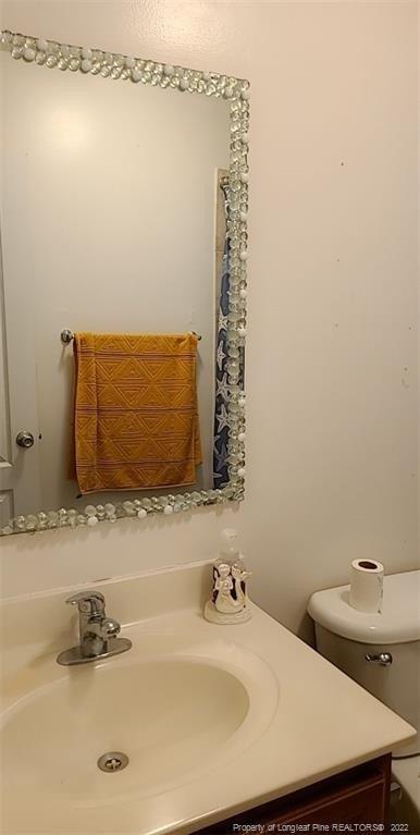 Fairfield Cir, Raeford, NC 28376