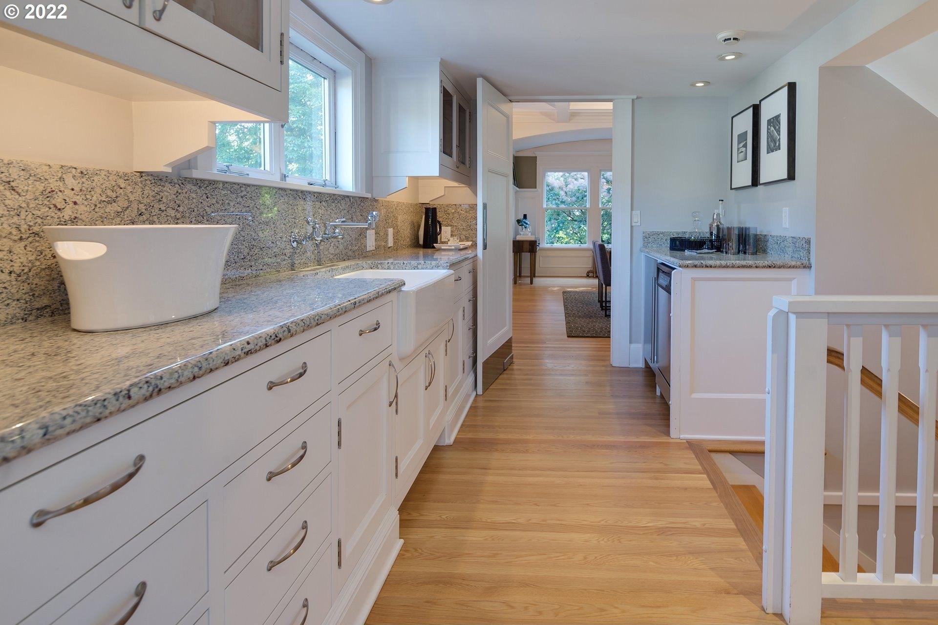 Ne Thompson St, Portland, OR 97212