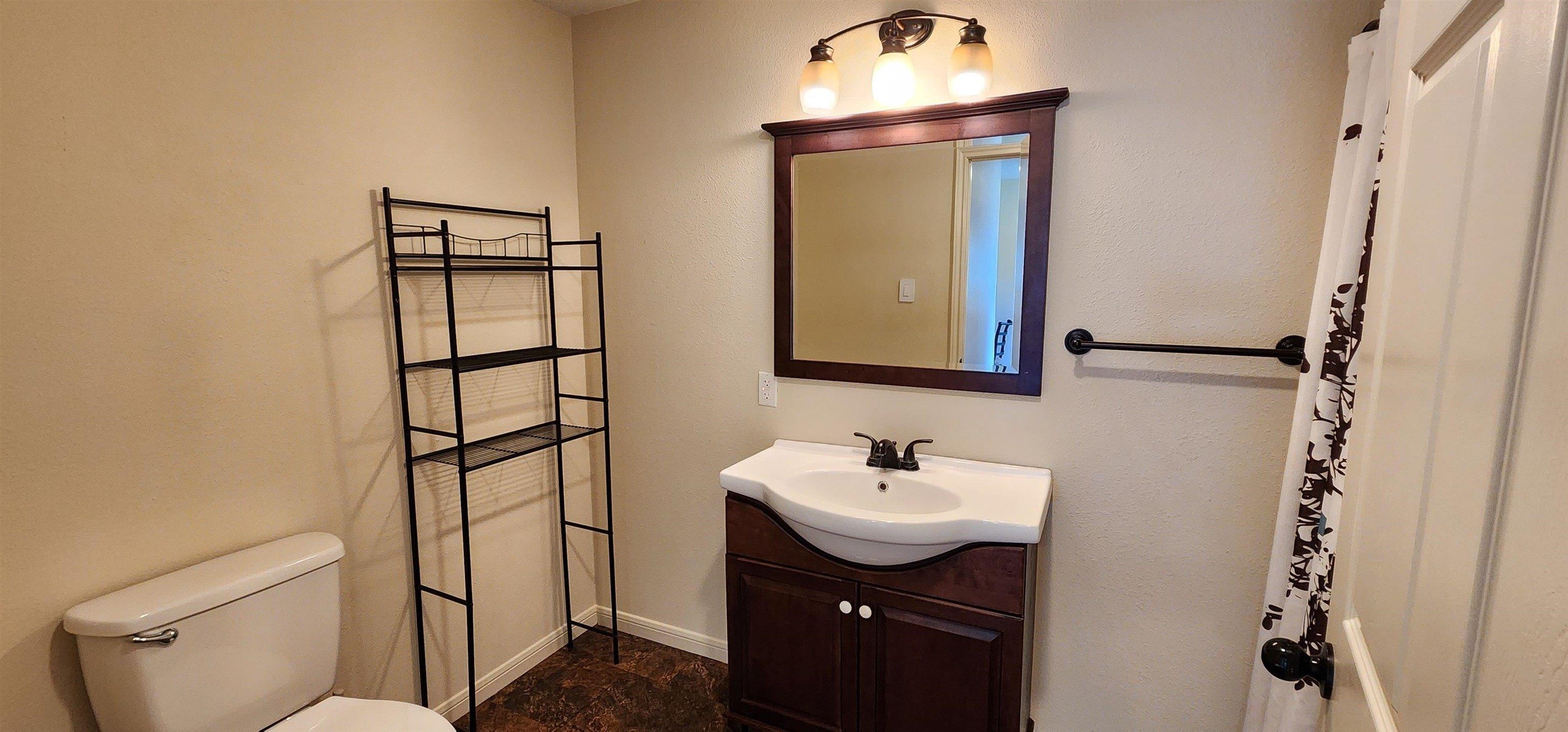 E Freddye Ave, Kirbyville, TX 75956