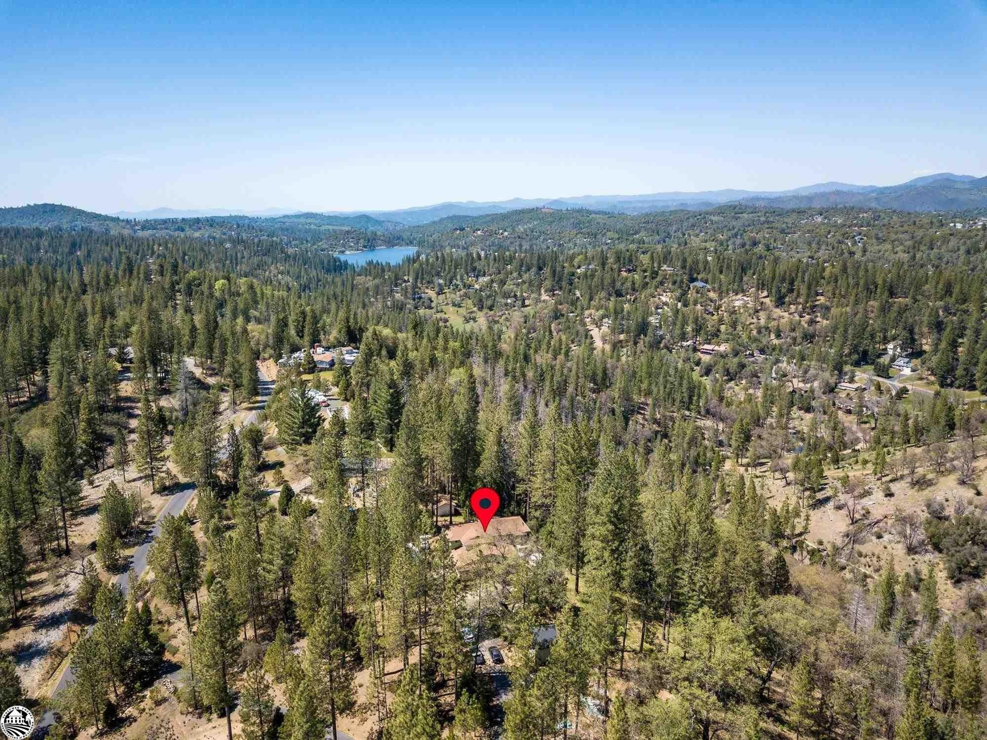 Morgan Dr, Groveland, CA 95321