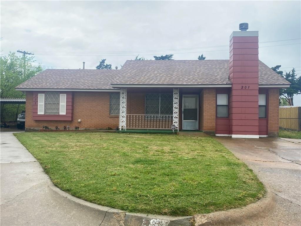 Rock Pl, Moore, OK 73160
