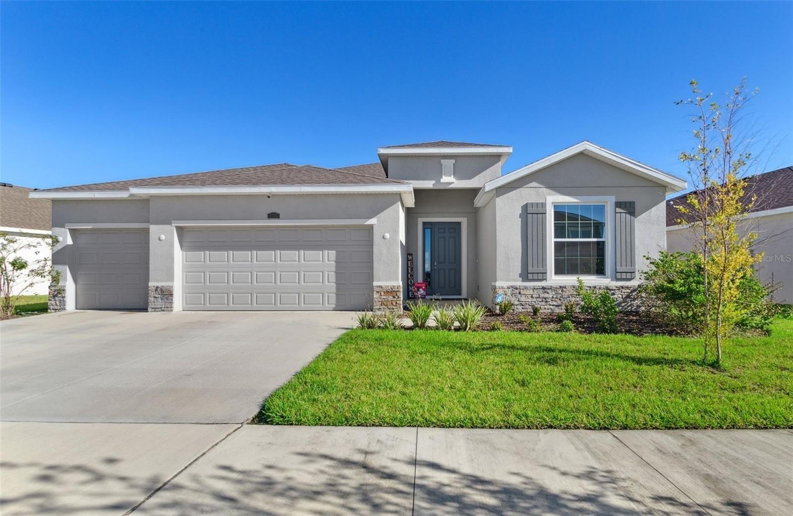 Laxer Cay Loop, San Antonio, FL 33576