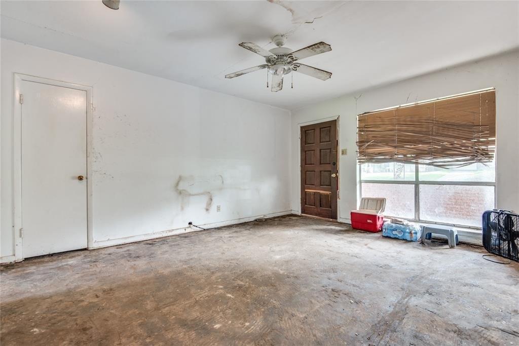 Ashcroft Ave, Dallas, TX 75243