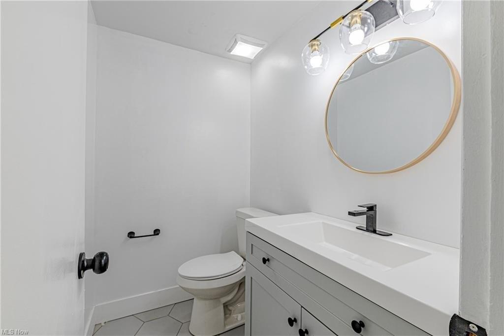 Runnymede Blvd, Cleveland, OH 44121