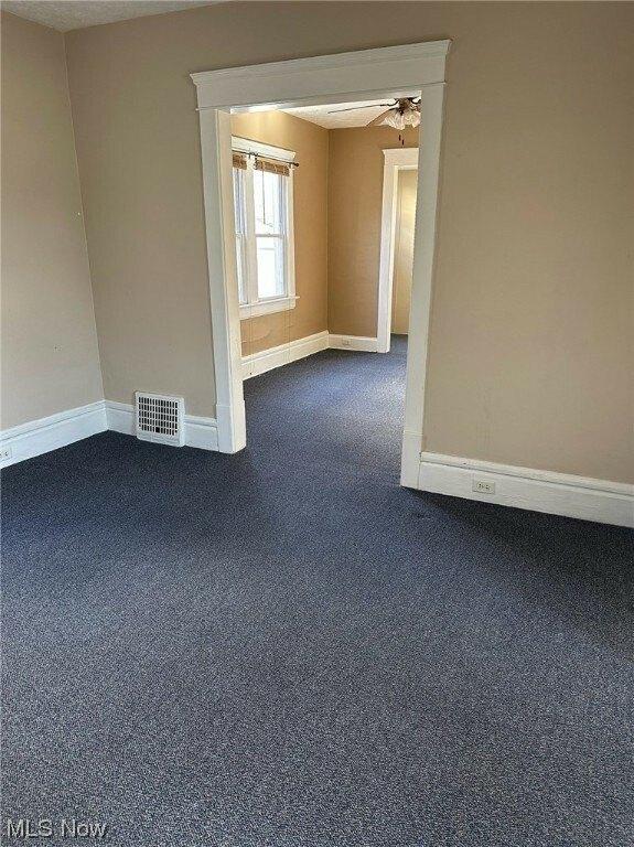 Avon St, Akron, OH 44310