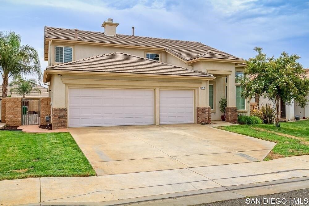 Amber Rock Dr, Menifee, CA 92585
