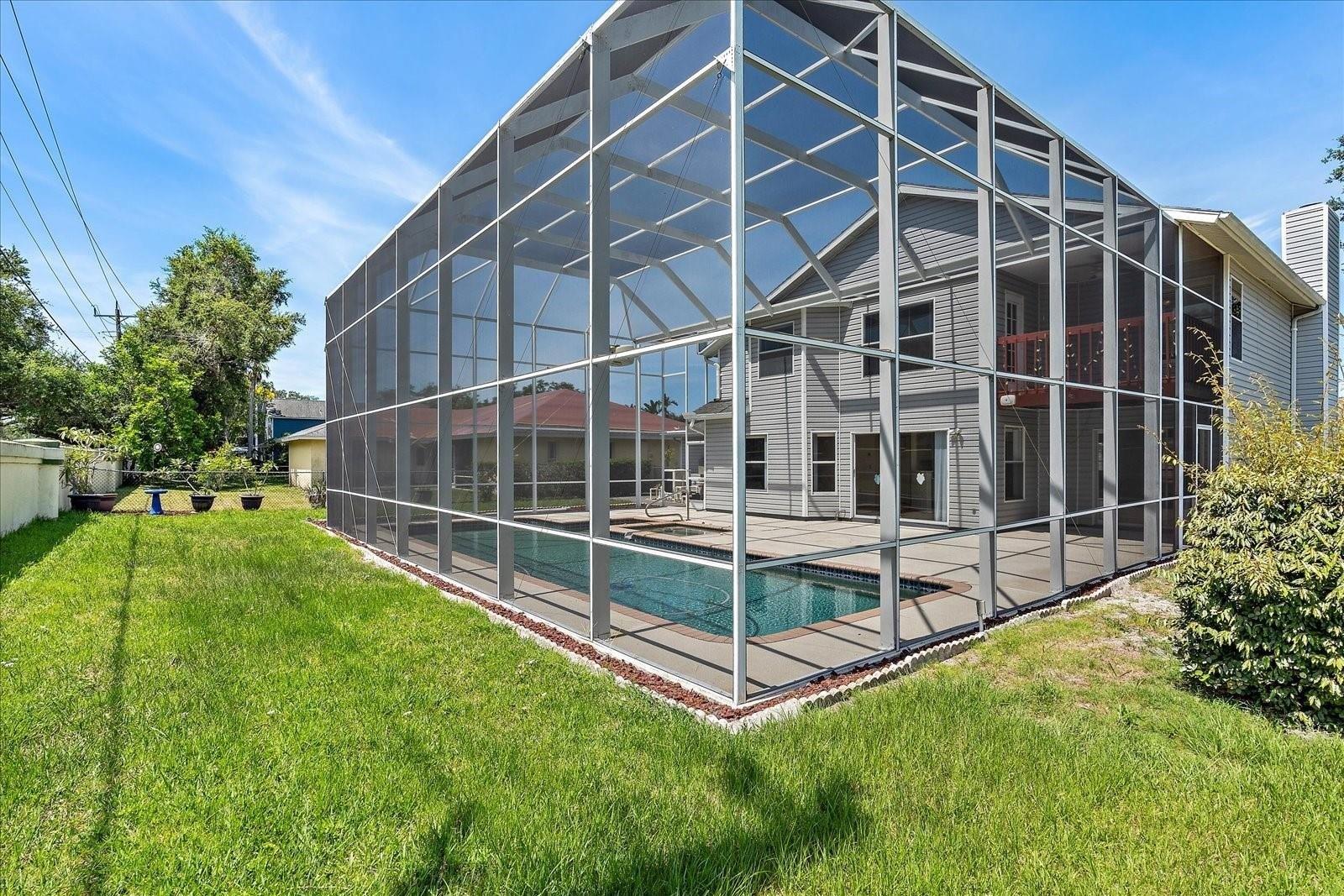 57th Avenue Cir E, Bradenton, FL 34203