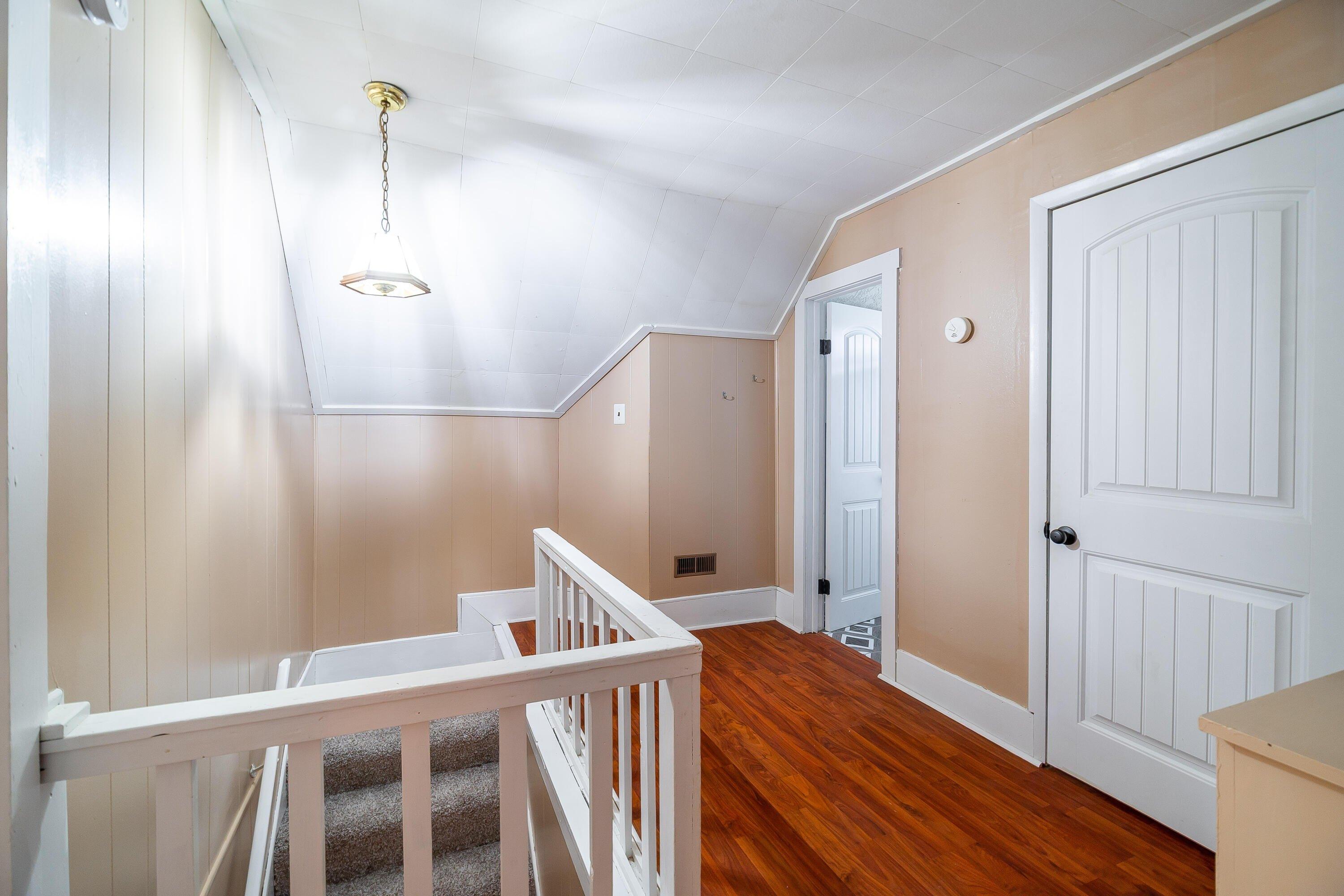 W Center St, West Mansfield, OH 43358