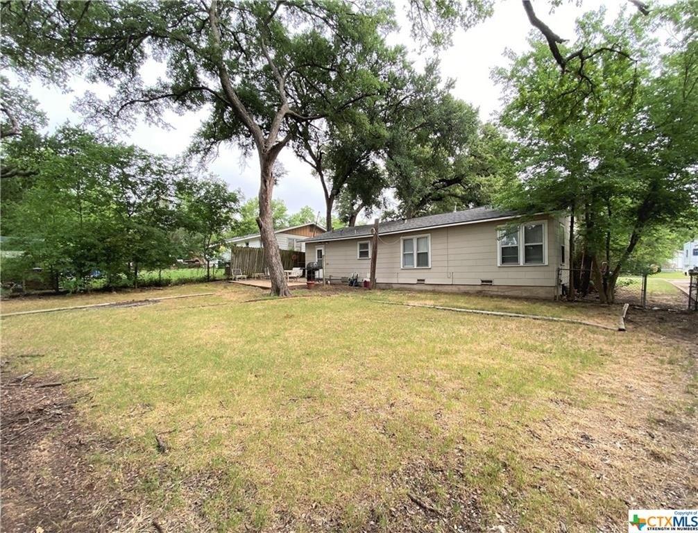 E 5th St, Cameron, TX 76520