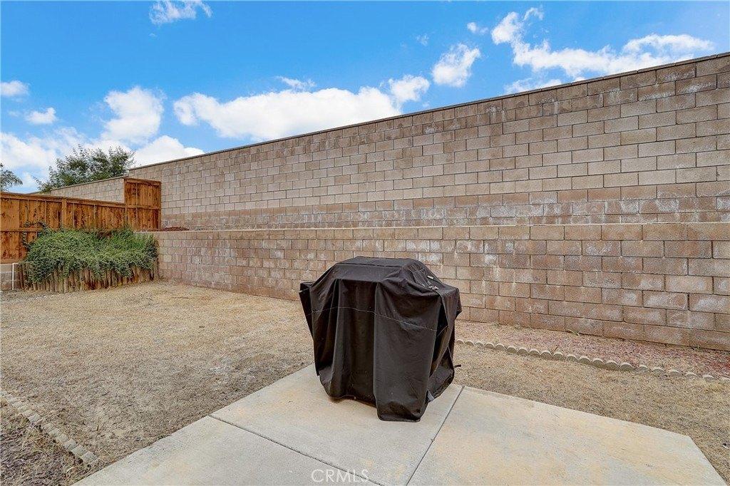 Kara St, Murrieta, CA 92563