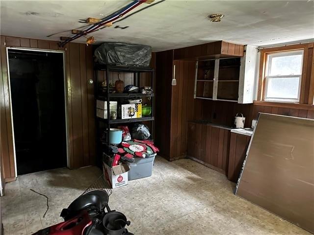E Ridge St, Coaldale, PA 18218