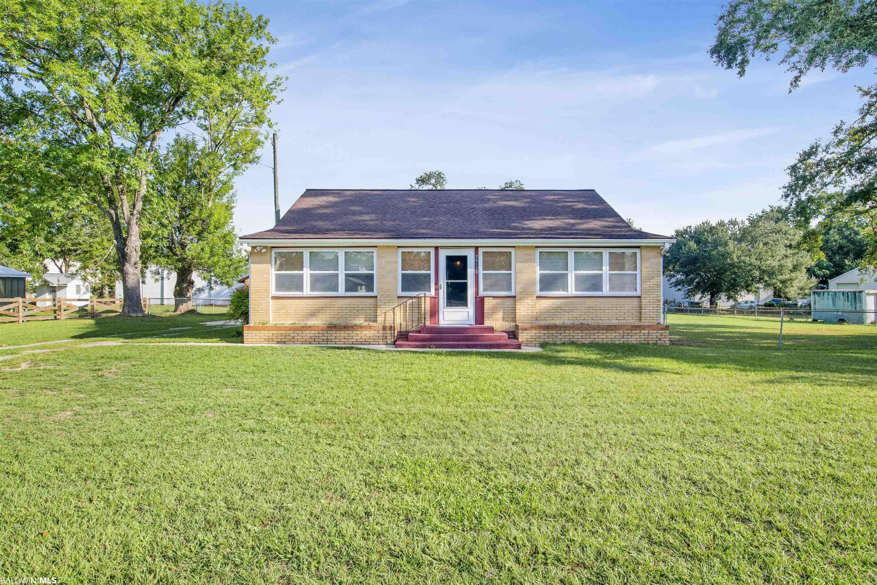 State St, Elberta, AL 36530