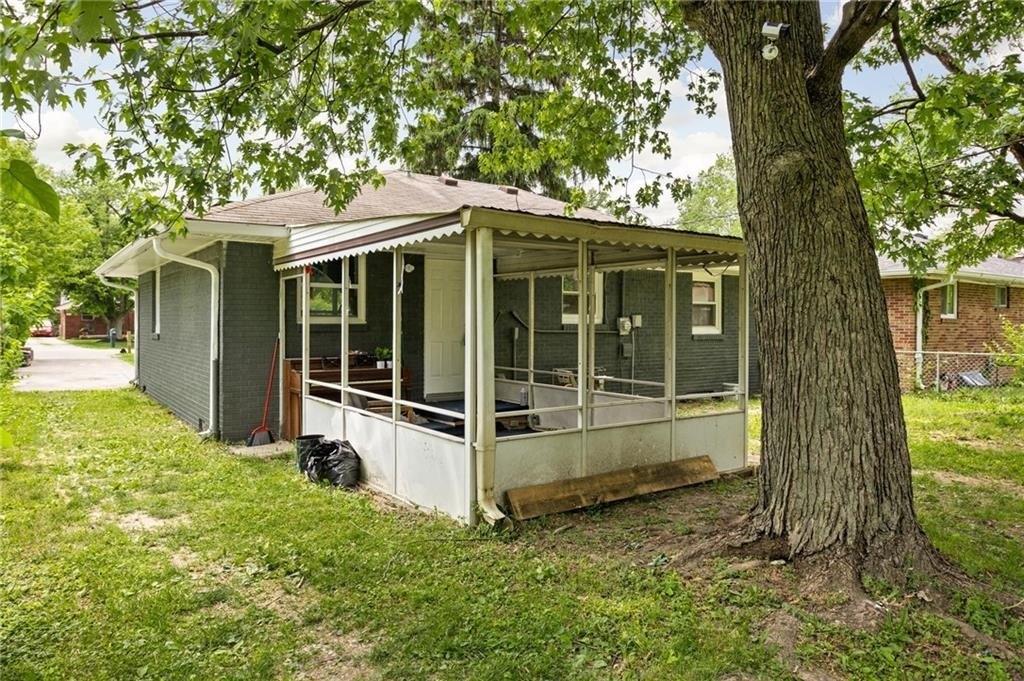 N Grand Ave, Indianapolis, IN 46226