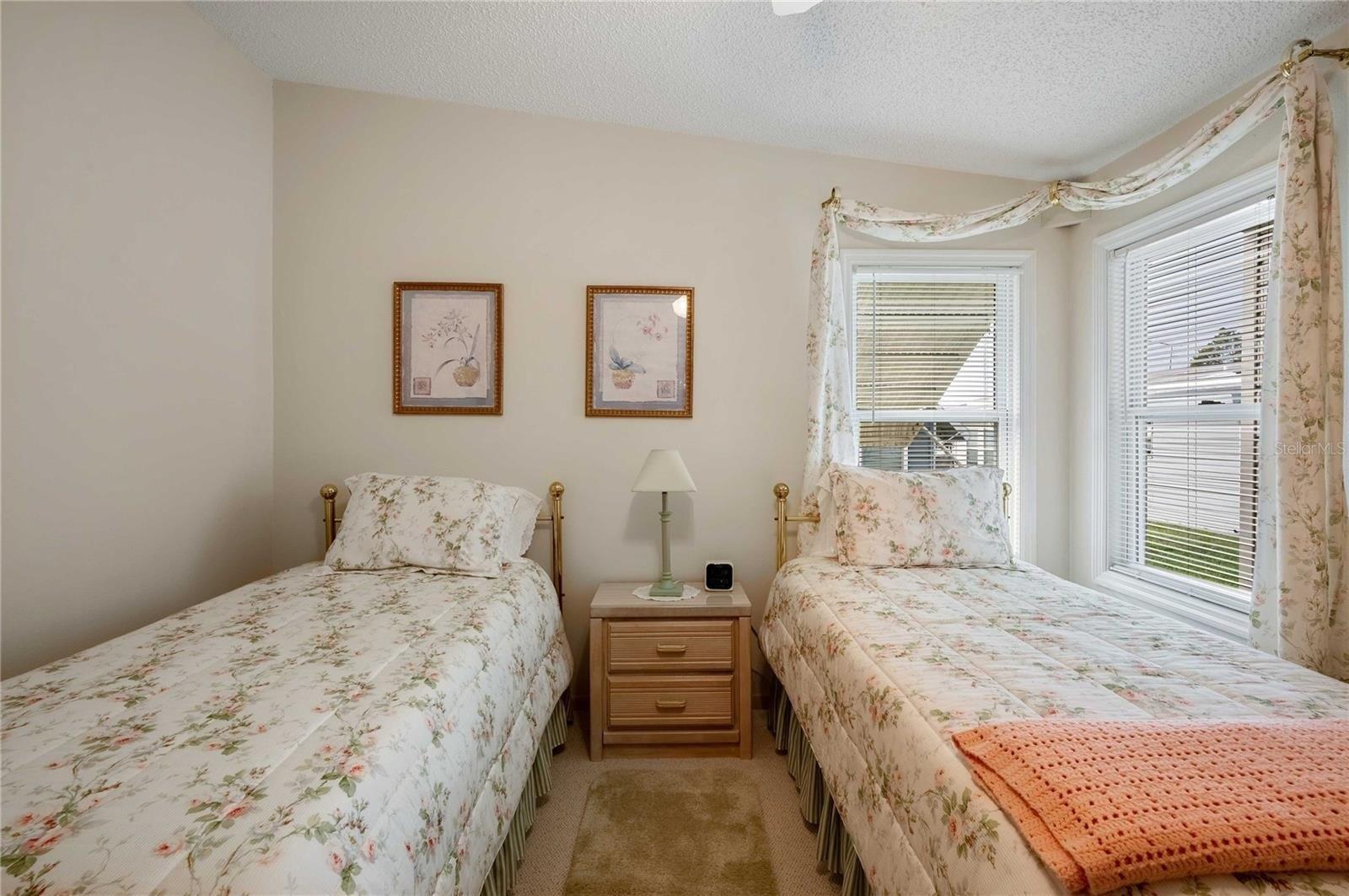 Tara Ave, Zephyrhills, FL 33542