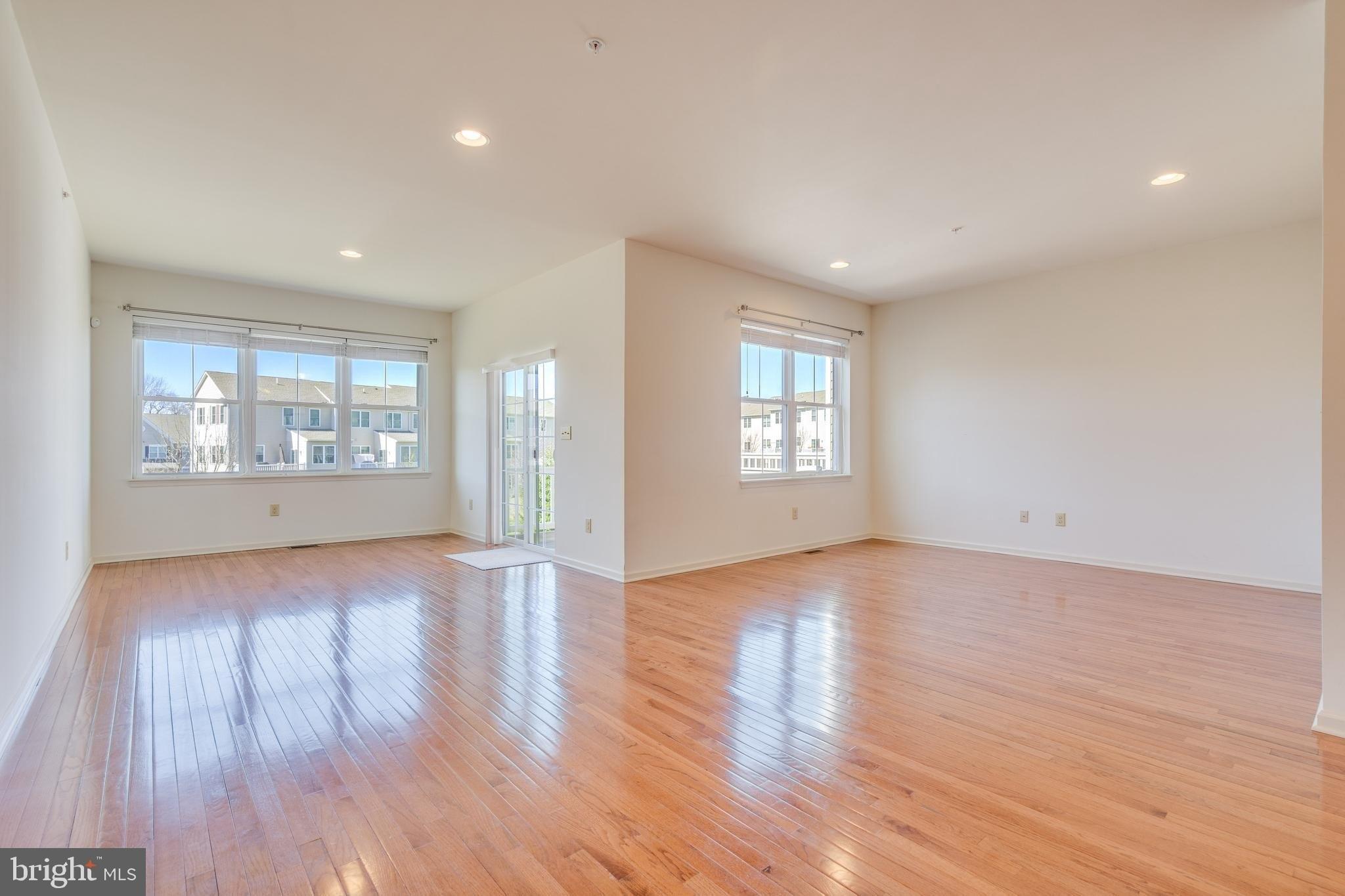 Saddlebrook Dr, Bensalem, PA 19020