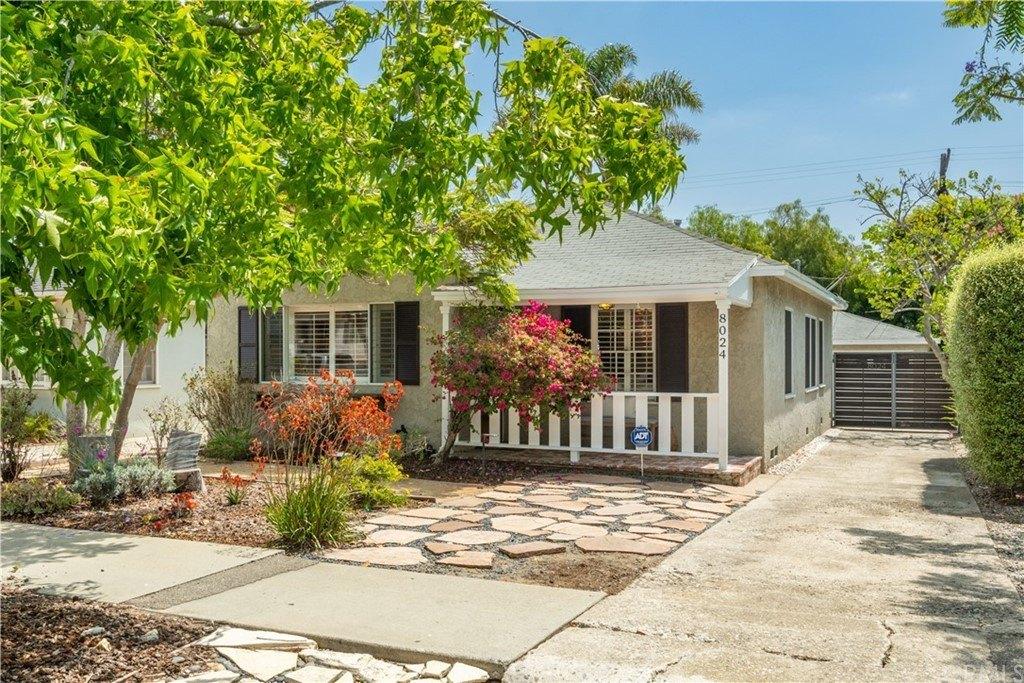 Holy Cross Pl, Los Angeles, CA 90045
