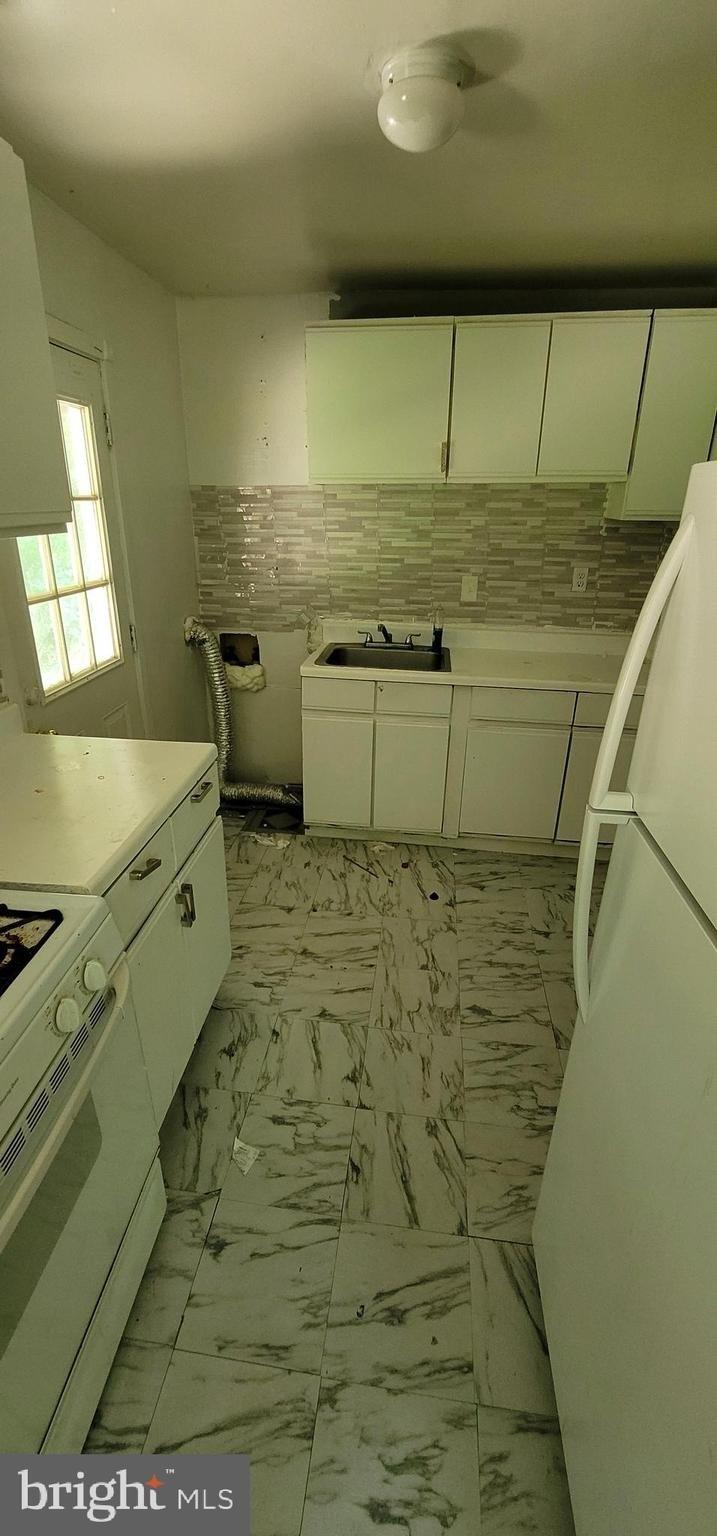 Pimmit Dr, Falls Church, VA 22043