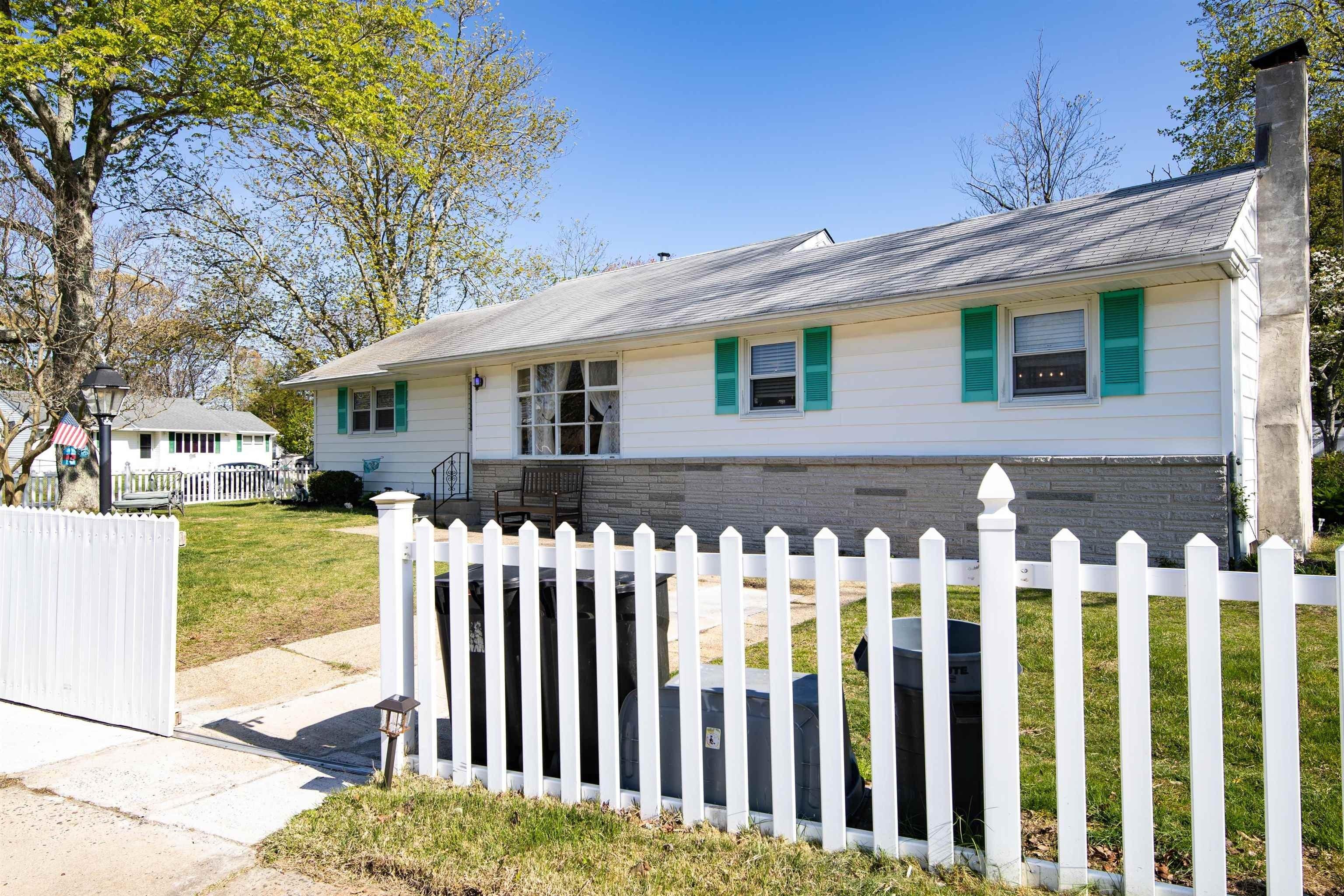 Lincoln Blvd, Cape May, NJ 08204