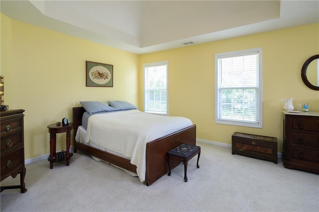 Forrestdell Ct, Cumming, GA 30040