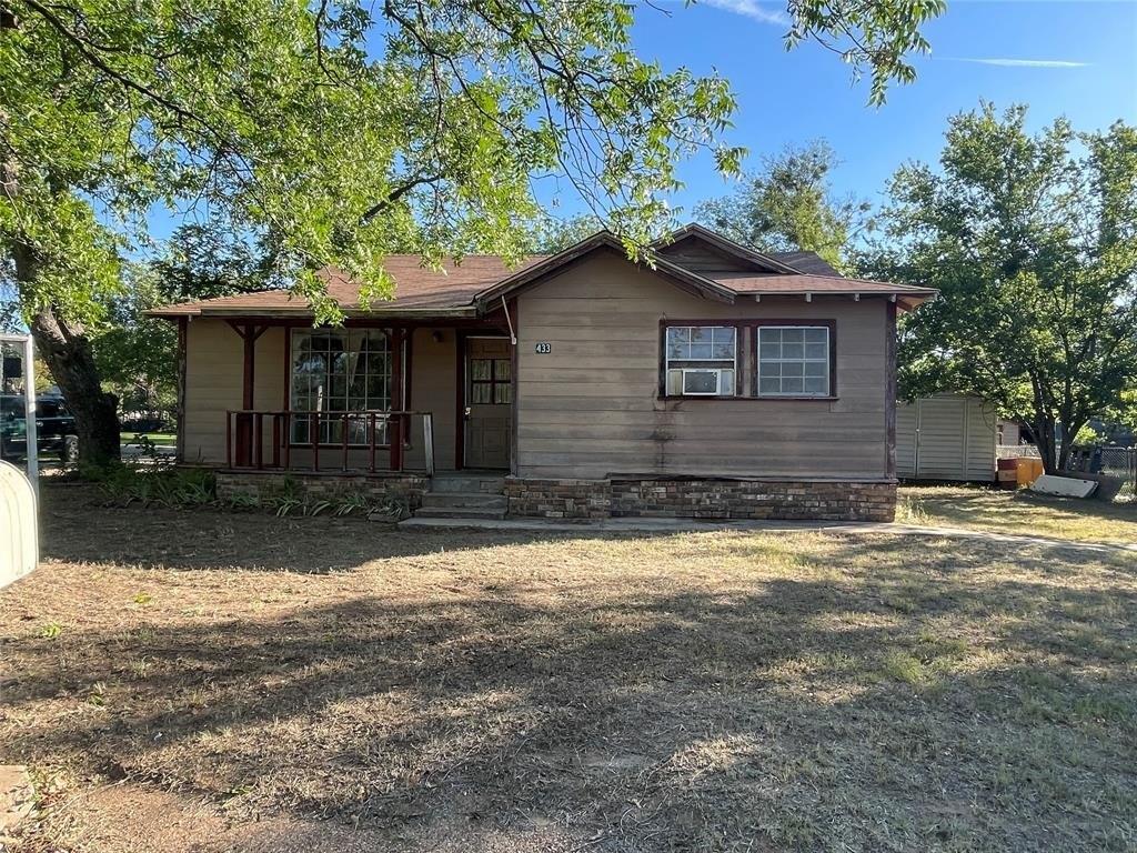 Hampton Ave, De Leon, TX 76444