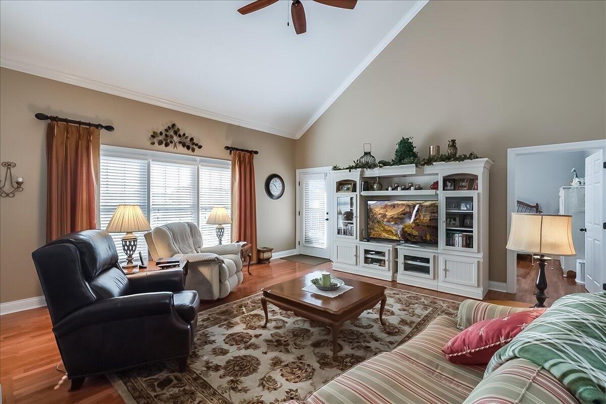 Clairmont Dr, Richmond, KY 40475