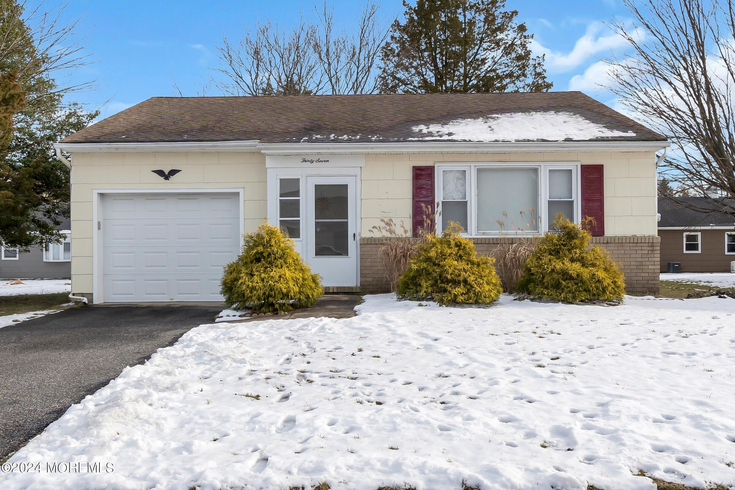 Carlisle Rd, Toms River, NJ 08757