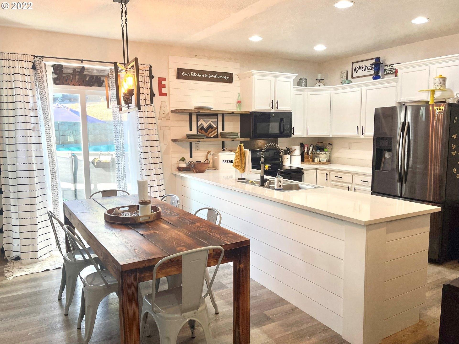 Ericksen Way, The Dalles, OR 97058