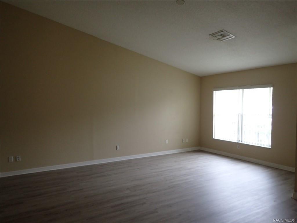W Rutland Dr, Citrus Springs, FL 34434