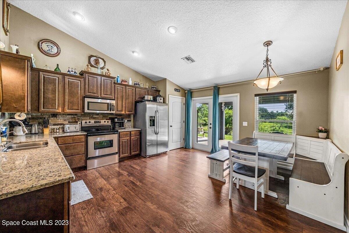 Dixie Way, Mims, FL 32754