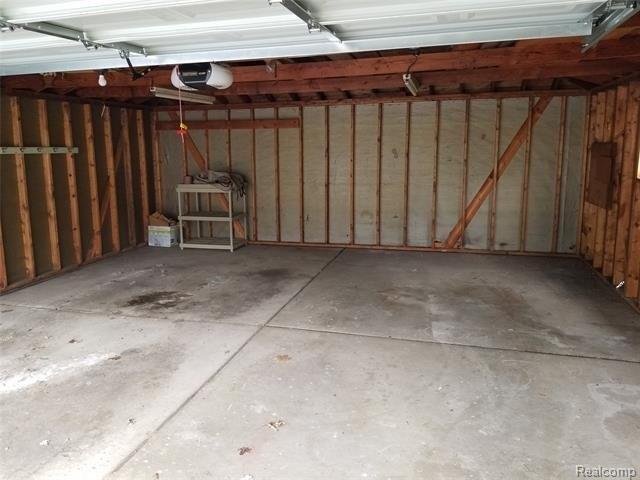 Harvard St, Westland, MI 48186