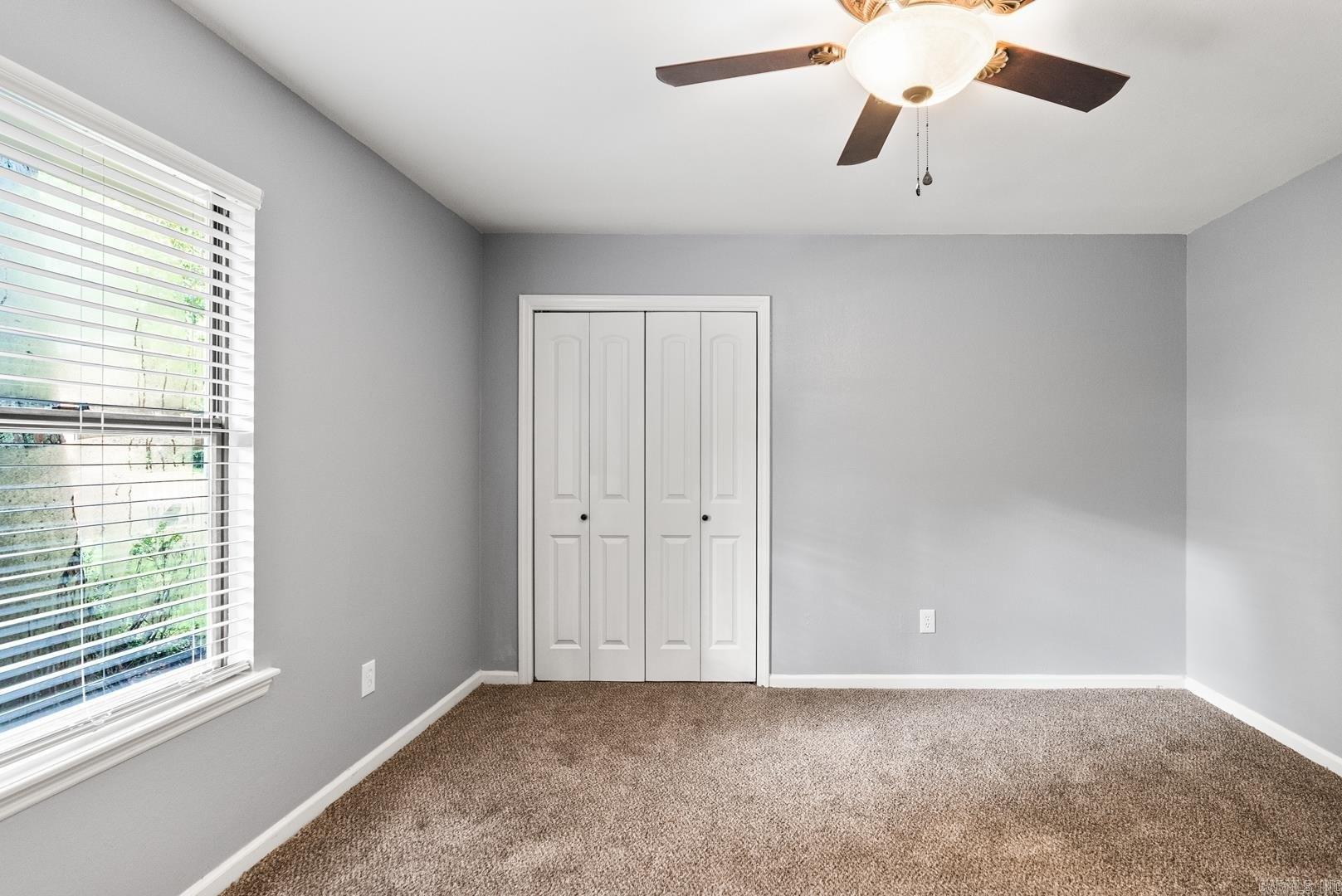 Hickory Ct, Little Rock, AR 72210