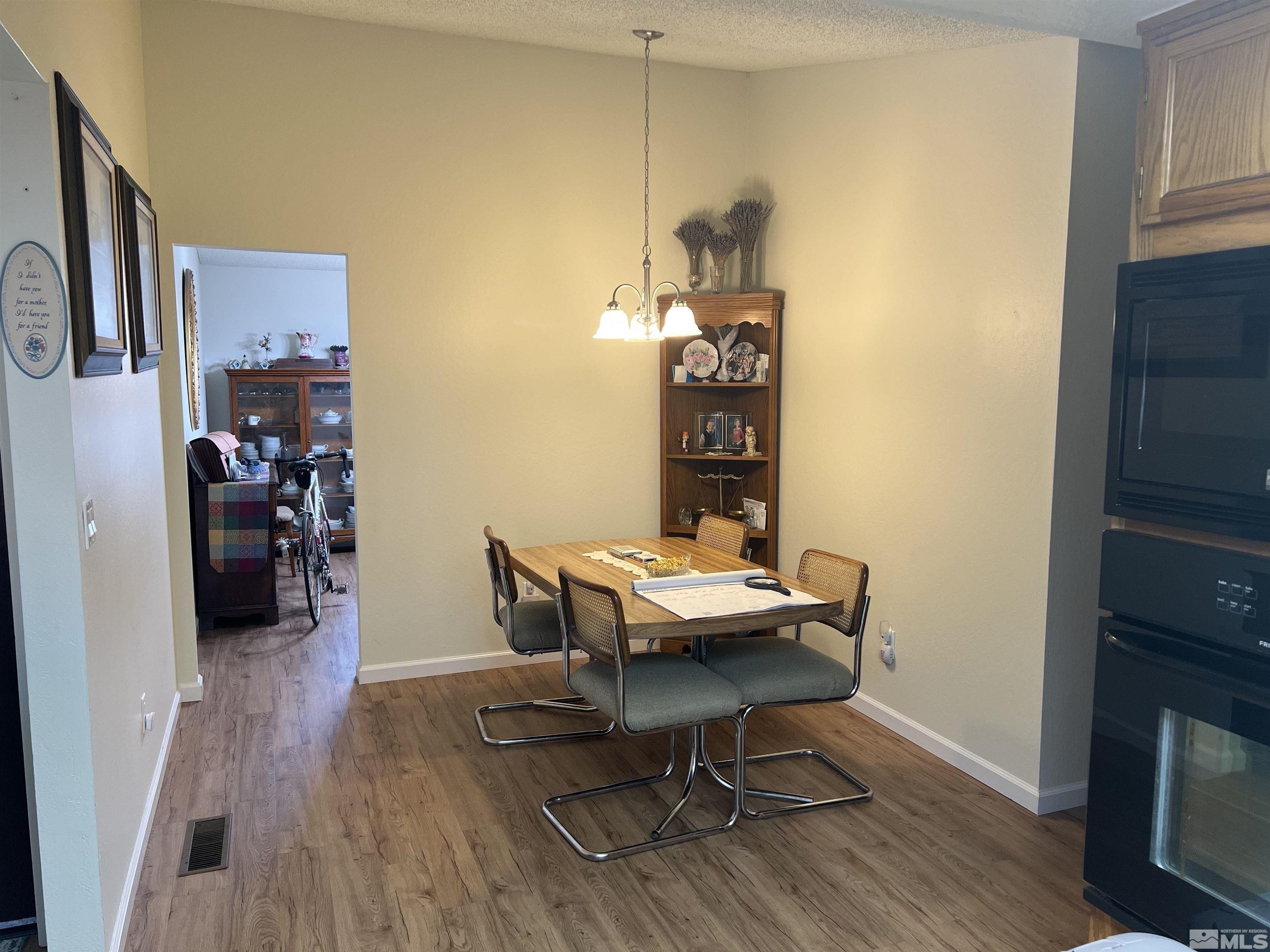 Danville Dr, Sparks, NV 89434