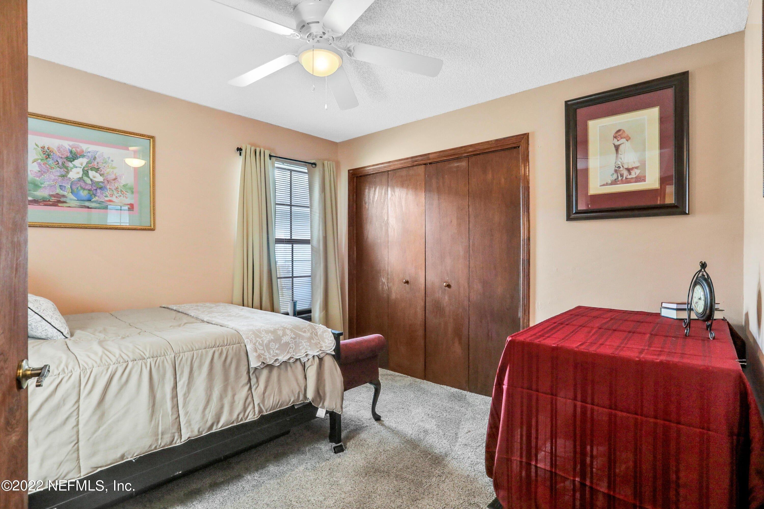 Arrow Wind Ln, Jacksonville, FL 32258