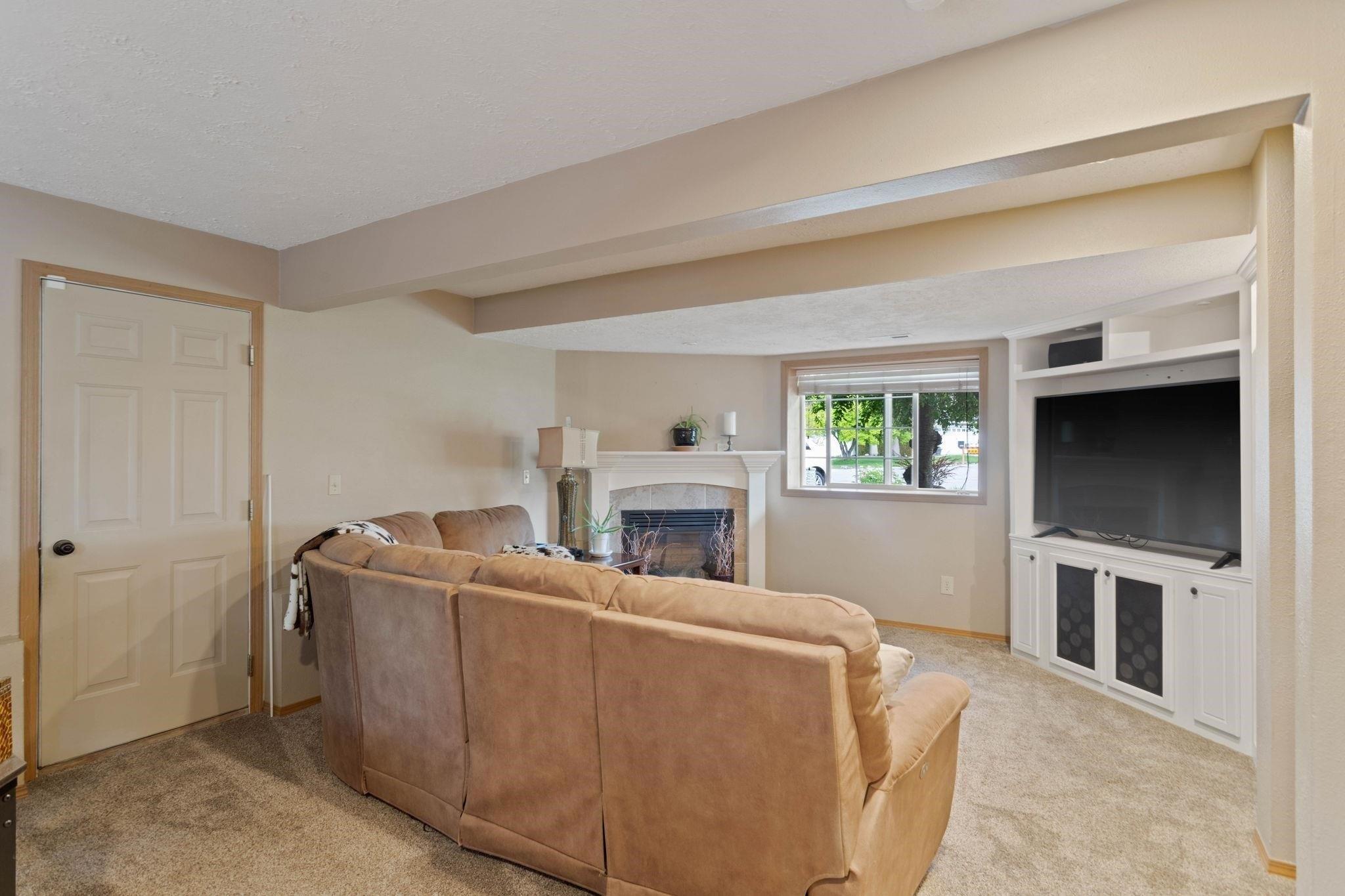 N Lillian Ct, Spokane Valley, WA 99216