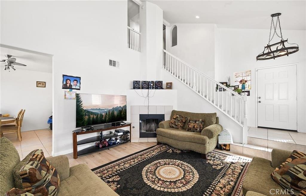 Vista Del Sol Ct, Victorville, CA 92394