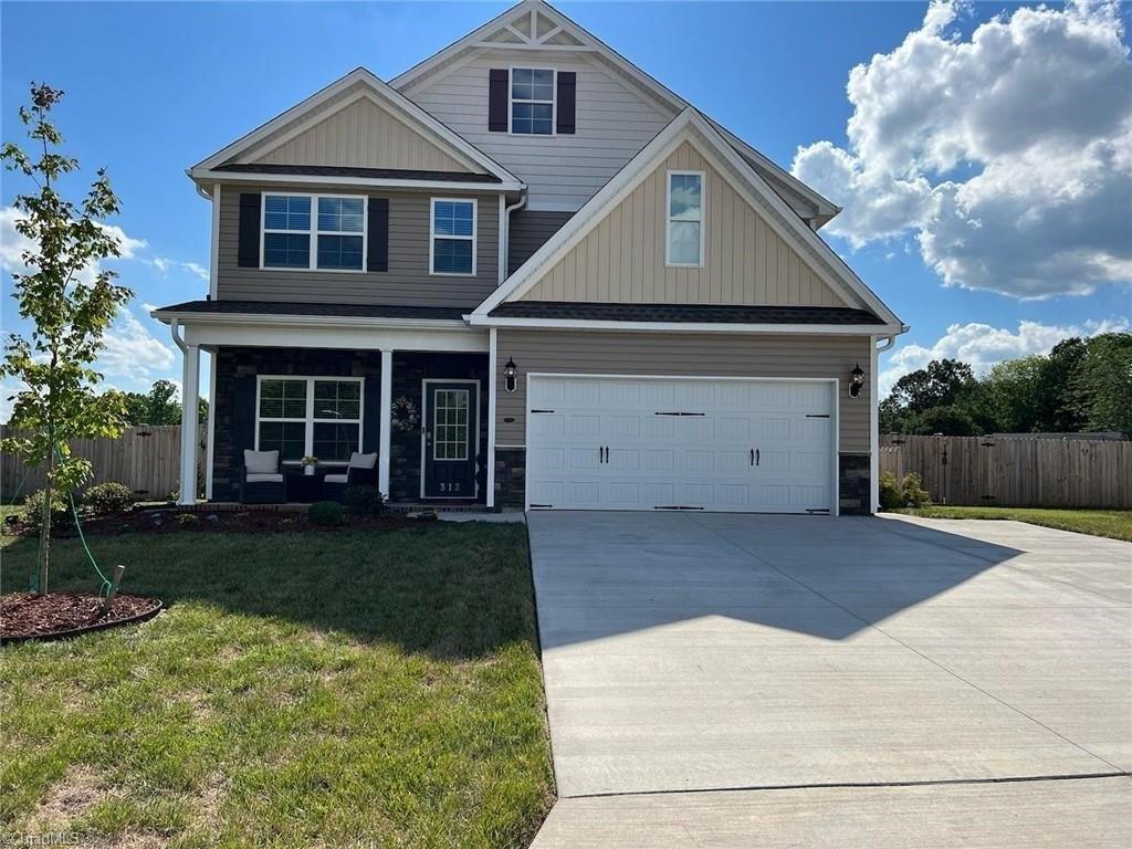 Loon Ct, Graham, NC 27253